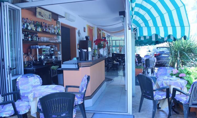 Rex Hotel 2*